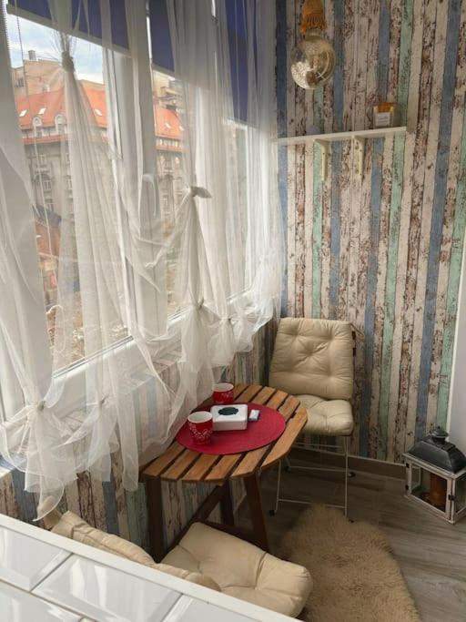 Ultracentral Lovely Place -Your Home Away From Home Bukarest Eksteriør billede